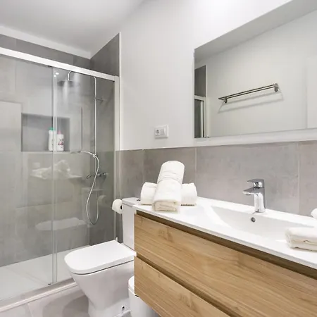 Home2book Modern Indoor Terrace, La Laguna (Tenerife)