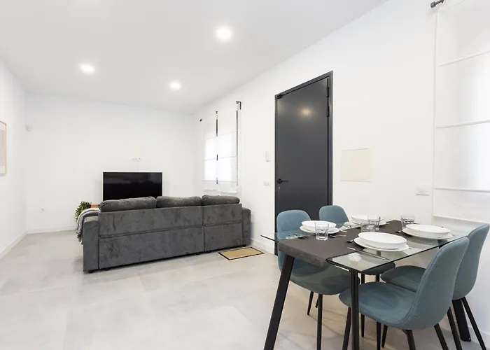 Home2book Modern Indoor Terrace, Apartment