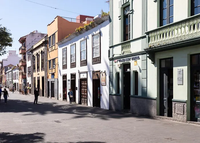 Home2book Modern Indoor Terrace,