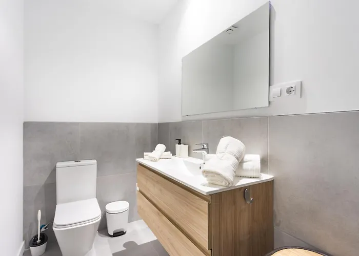 Home2book Modern Indoor Terrace, Apartament La Laguna (Tenerife)